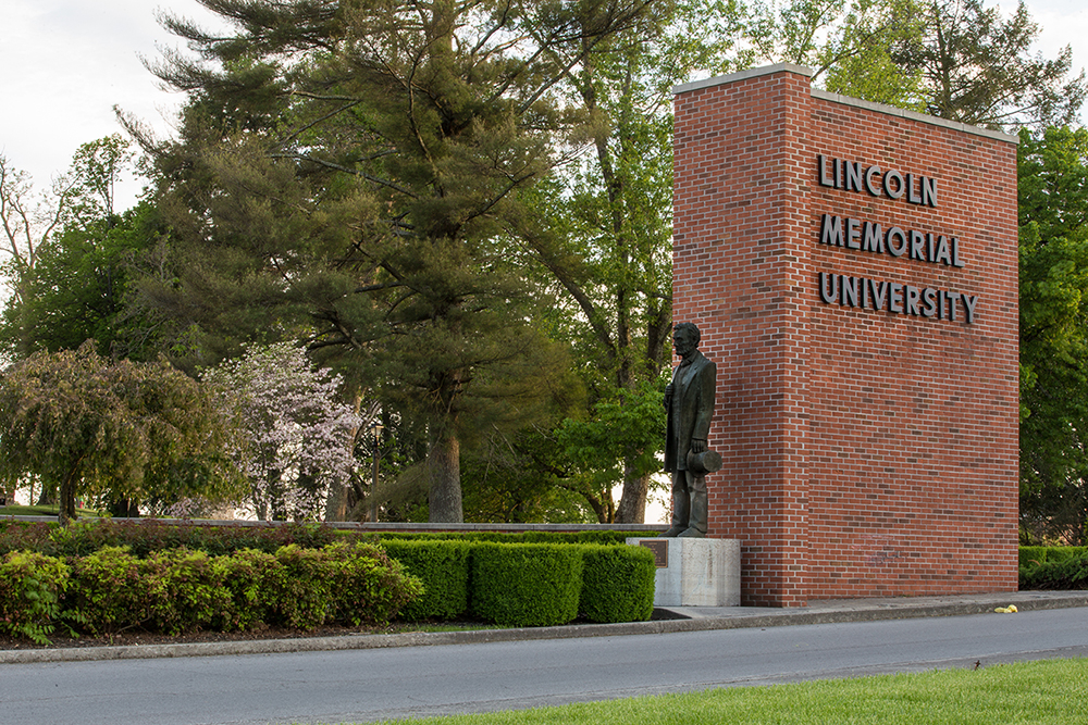 Annual Report Honor Roll Of Donors Lincoln Memorial University