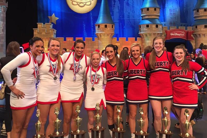 Flames Cheerleaders Place Second At UCA Nationals Liberty University