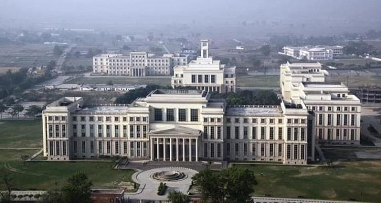 Amity University Lucknow Admission 2022 Amity University Fees 