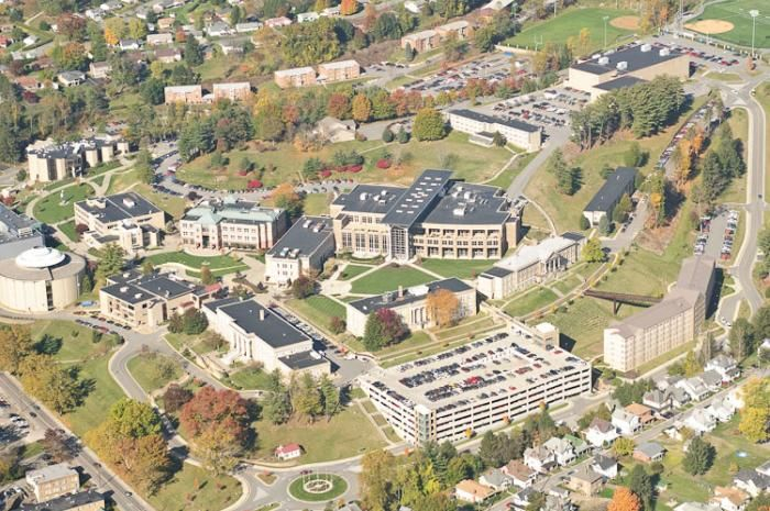 Fairmont State University The College On The Hill Small Town Life