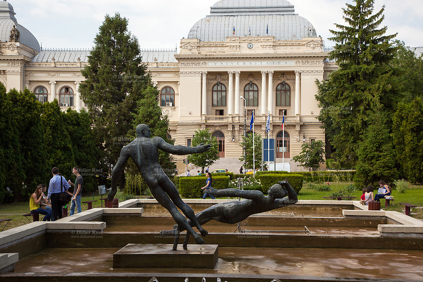 Iasi Alexandru Ioan Cuza University Architecture Scupltures 