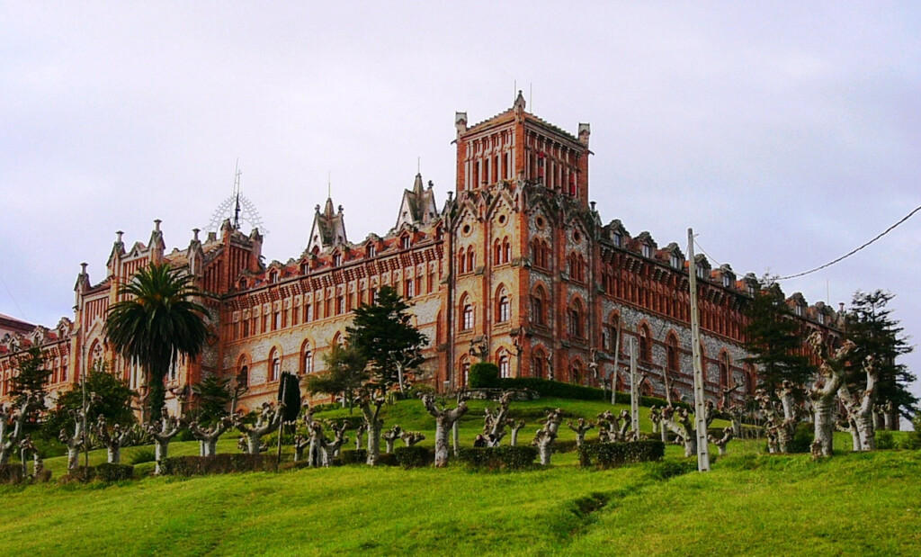 Opiniones De Universidad Pontificia Comillas