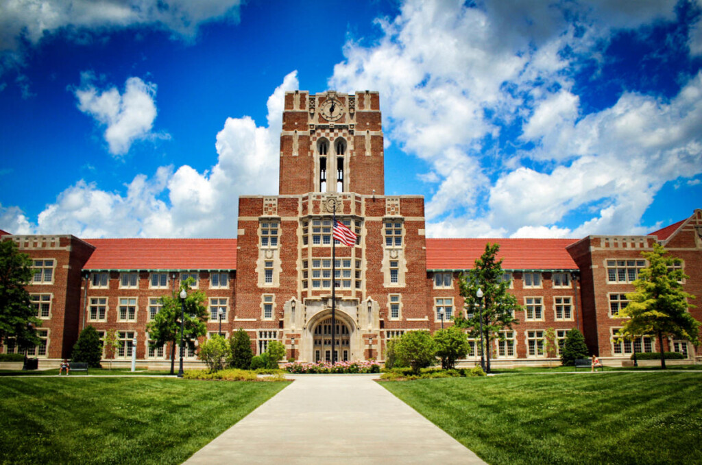 The University Of Tennessee Knoxville